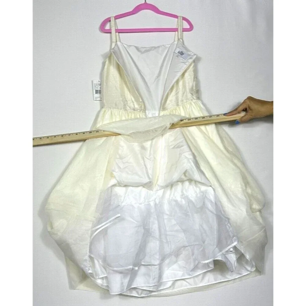 Belle Badgley Mischka Dress 16 Girls Ivory Satin Floral Accent Lined